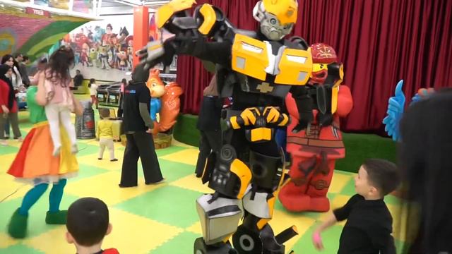 Мой день рождения 🥳, БАМБЛБи 🤖 , Лего ниндзяго КАЙ♥️, тортик🤪🤪 смотреть онлайн