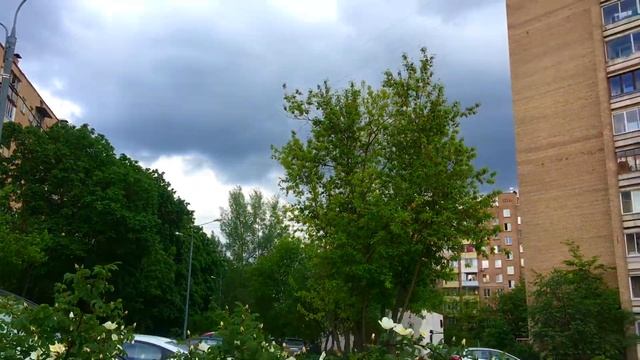 В четверг скажи у входной двери смотреть онлайн