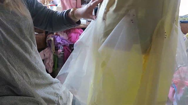 Making a yellow fairy dress / Belle Beauty and the Beast dress *Threads of a Fairytale* смотреть онлайн