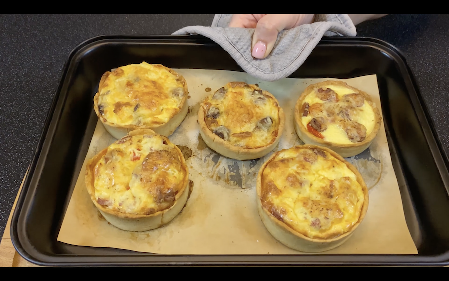 Все в восторге от этого пирога - ЗНАМЕНИТЫЙ ФРАНЦУЗСКИЙ ОТКРЫТЫЙ ПИРОГ с разными начинками смотреть онлайн