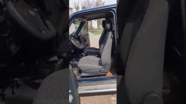 Установка сидений Опель корса в Ваз 21213 Нива Тайга. смотреть онлайн