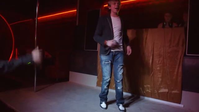 Элвин Грей 2 смотреть онлайн