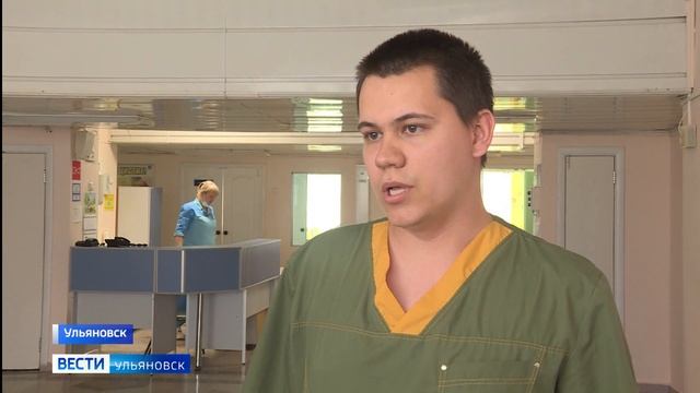 Ядовитая змея напала на 13-летнего подростка, который отдыхал с родителями на даче смотреть онлайн