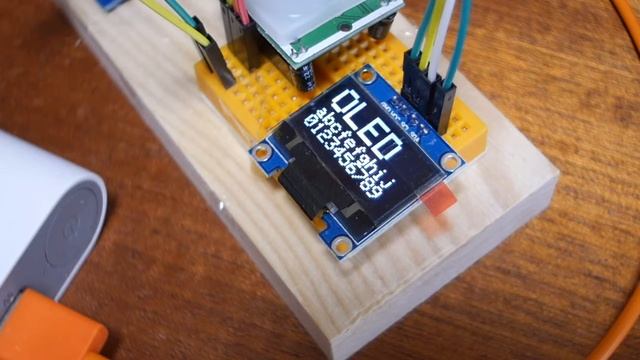 128x64 OLED Display Module Test