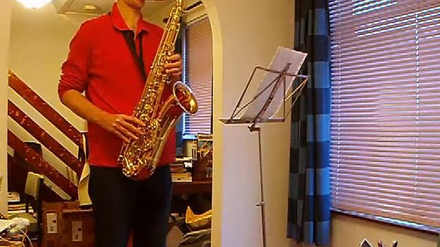 My new (tenor) sax смотреть онлайн