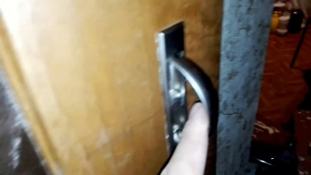 Дверная Ручка с секретом смотреть онлайн