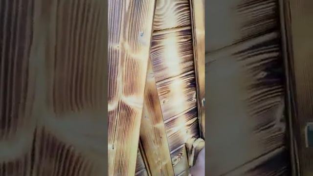 Красивый дачный туалет из дерева установили в Одинцовском районе. Два кольца септик внизу. смотреть онлайн