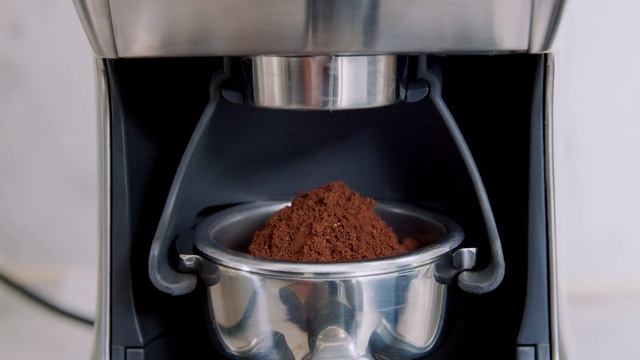 Coffee Tutorials | Dialing in for the ultimate espresso | Breville USA смотреть онлайн