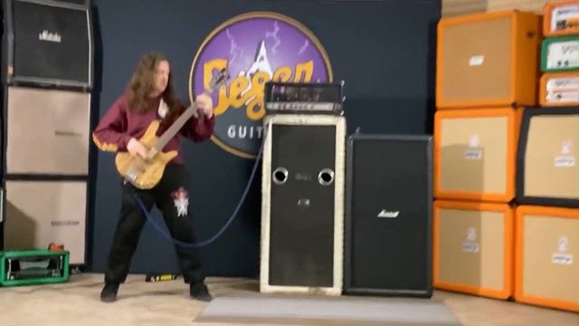 Sunn Model T with 8 string bass смотреть онлайн