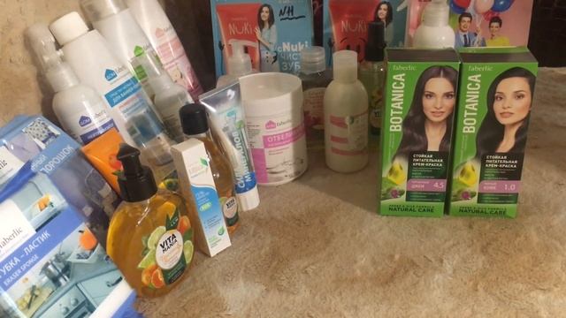 фаберлик 2 -ой заказ по 10 каталогу 2019год + пакет сюрприз