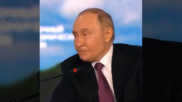 Владимир Путин заявил что в Россию должна вернуться мода на многодетные семьи. смотреть онлайн