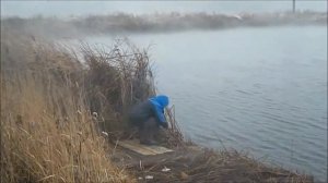 Строим помост для рыбалки