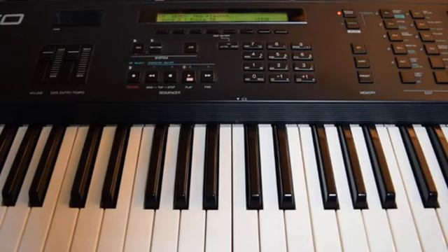 YAMAHA V50 DEMO SONGS смотреть онлайн