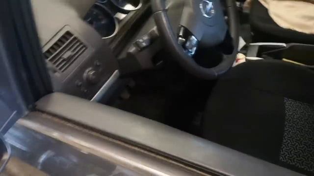 OPEL ZAFIRA B 2008r Z16XER (Problemy z fazami rozrządu) смотреть онлайн