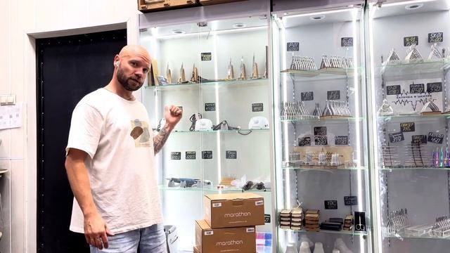 Акция при покупки нового маникюрного аппарата, блока, или ручки. Бесплатное первое ТО и чистка! смотреть онлайн