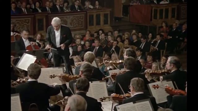 Robert Schumann "Symphony No 2 in C Major "Bernstein смотреть онлайн