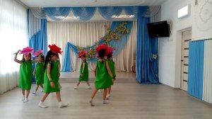 "Танец цветов"  Старшая группа №1