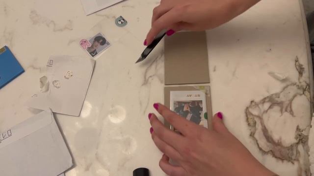 Распаковка карт Stray kids ? // Unboxing Stray kids cards ? смотреть онлайн