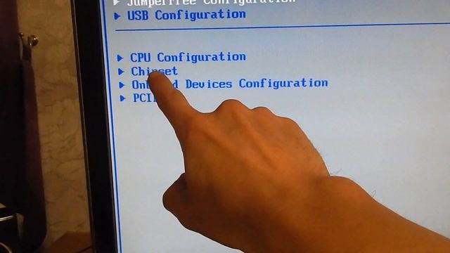 Как включить звук на передней панели Windows 7 через BIOS / How to turn on the sound смотреть онлайн