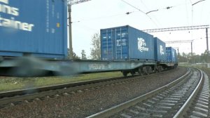 Электровоз ВЛ15-036 с грузовым поездом