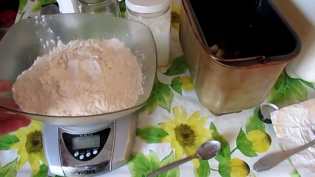 Хлеб в хлебопечке Мулинекс. Легкий рецепт. Муж на кухне смотреть онлайн