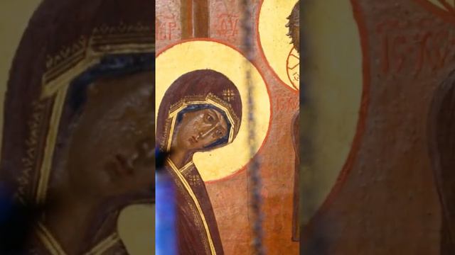 Величаем Тя, Живодавче Христе, и чтим Пречистую Матерь Твою. Сретение Господа Бога и Спаса нашего.