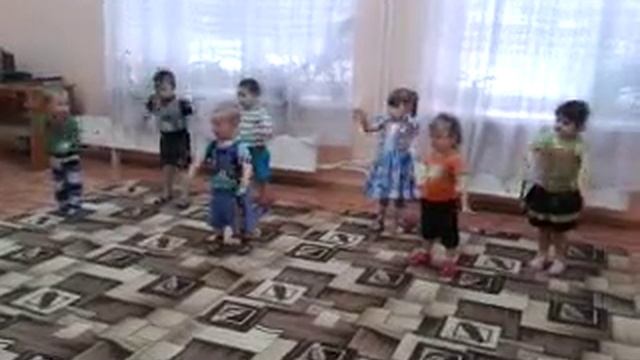 У меня есть две руки смотреть онлайн