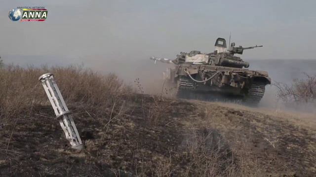 Работа ПТРК "Штурм-С" и танков РФ под Изюмом. Весна 2022 г. смотреть онлайн