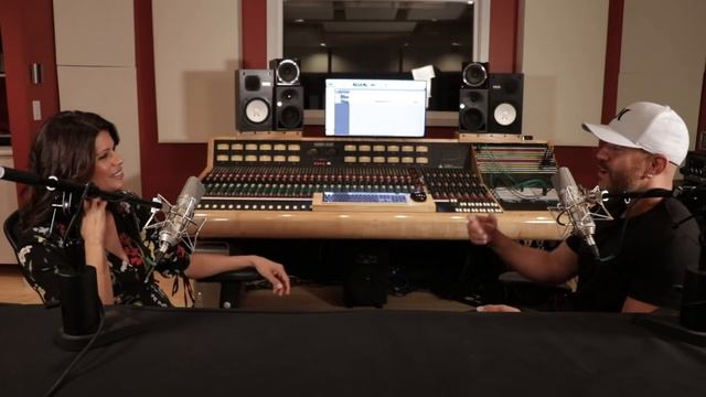 Gaining Strength From Adversity & Overcoming Self-Doubt – With Andrea Navedo смотреть онлайн