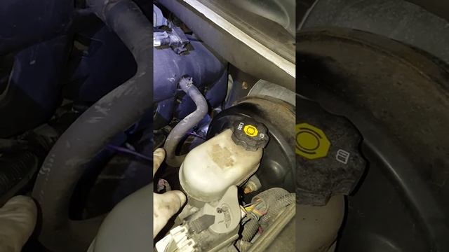 06 Chevy Trailblazer LS 4.2 Starter replacement смотреть онлайн