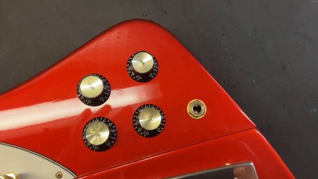 2002 Gibson Firebird VII Metallic Red смотреть онлайн