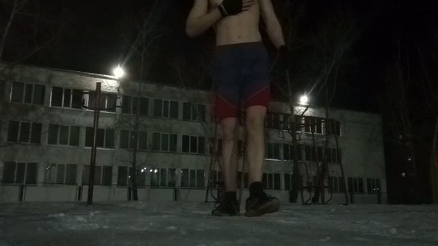 Закаливание на воздухе и обтирание снегом смотреть онлайн