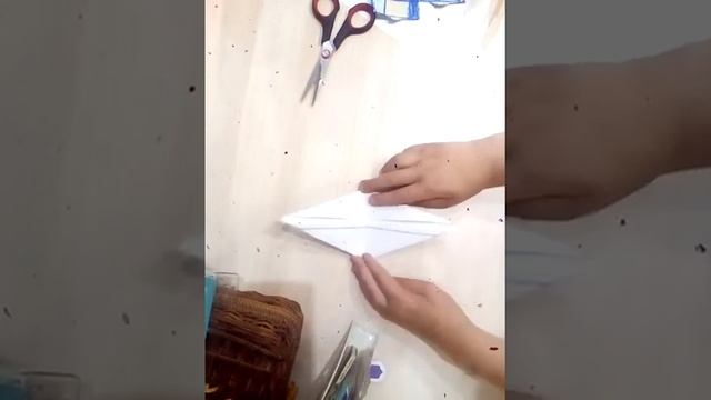 Как сделать из листа А4 журавлика!!! смотреть онлайн