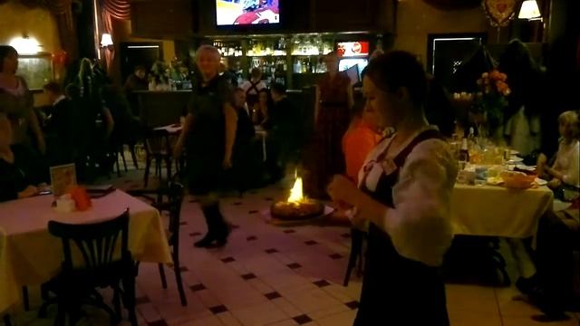 Ресторан Европа подача блюда смотреть онлайн