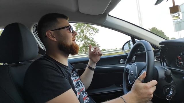 KIA K5 - бизнес по корейски