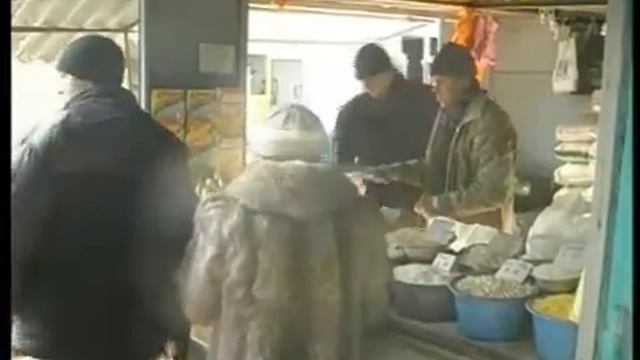 Первый день работы Центрального рынка в 2012 смотреть онлайн