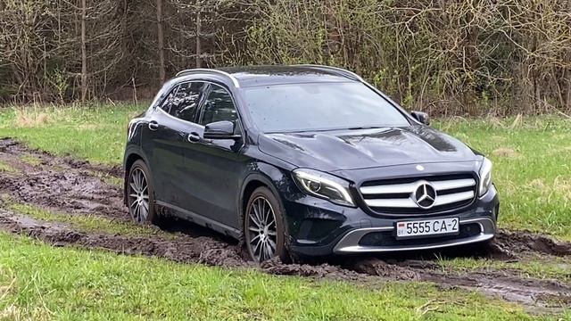 Mercedes GLA250