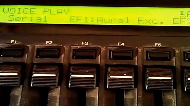 Yamaha SY 85 Sound Demo смотреть онлайн