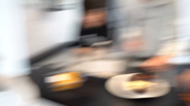 SE NOS OLVIDÓ EL CUMPLEAÑOS DE HOLA NIÑOS Y LE DIMOS ESTA SORPRESA! смотреть онлайн