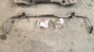 Замена втулок переднего стабилизатора шкода октавия 2014г.1.6