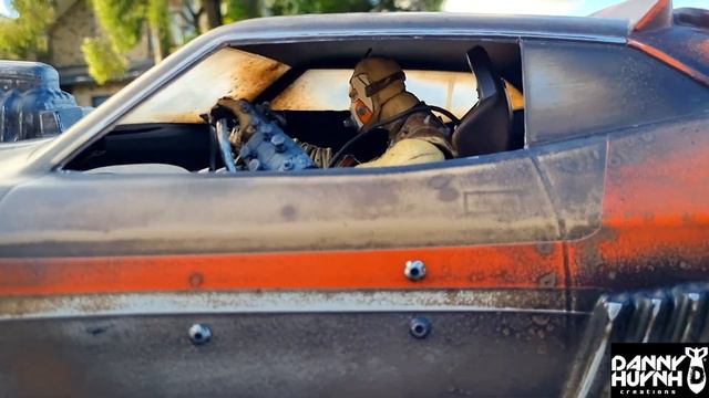 MAD MAX/BORDERLANDS Desert Eagle Animated Driver. RC Animatronics by Danny Huynh Creations. смотреть онлайн