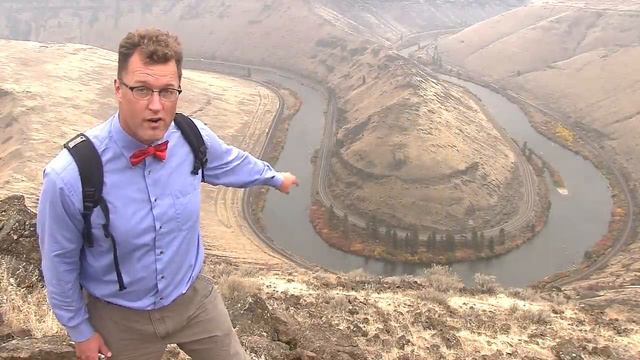 What is a meander - Geologist describes meandering streams, rivers and oxbow lakes. смотреть онлайн