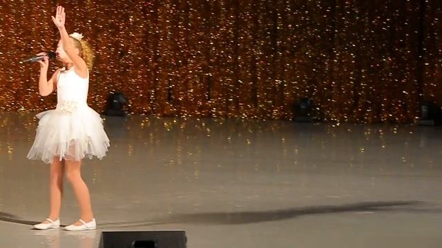 Золотой микрофон - Маленький мальчик смотреть онлайн