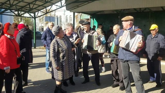 1778, Сквер гармонистов, песня Распрягайте, хлопцы, коней, Маруся, раз, два, три, калина, танцы, смотреть онлайн