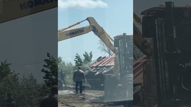 Грузовик опрокинулся в Приволжском районе Астраханской области