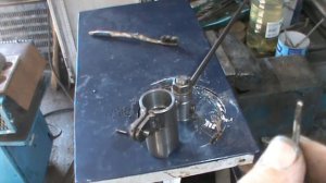 Как вырезать круглое отверстие любого диаметра дрелью в листовом металле.