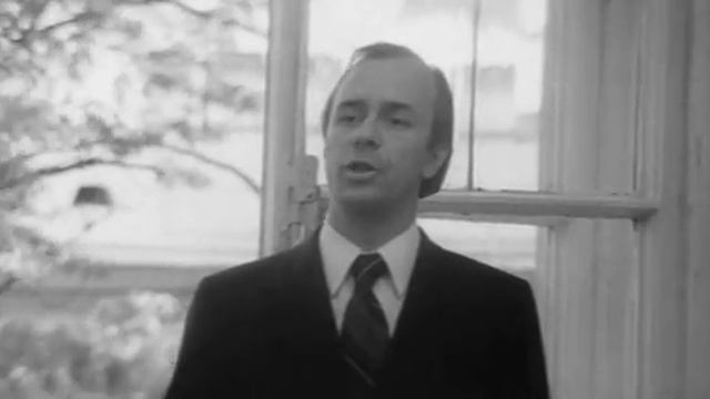 Дневник директора школы (1975). А кто из вас умеет писать письма? смотреть онлайн