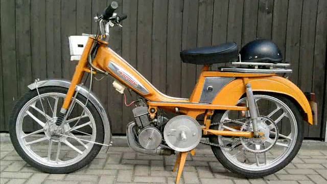 Motobecane-Mobylette 50 VL N 150-1974 Orange Mofa Moped смотреть онлайн