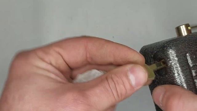 Замок Новый навесной Аллюр вс2-10С смотреть онлайн