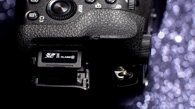 SONY RX10. Фотоаппарат компактный Sony DSC RX10M4 смотреть онлайн